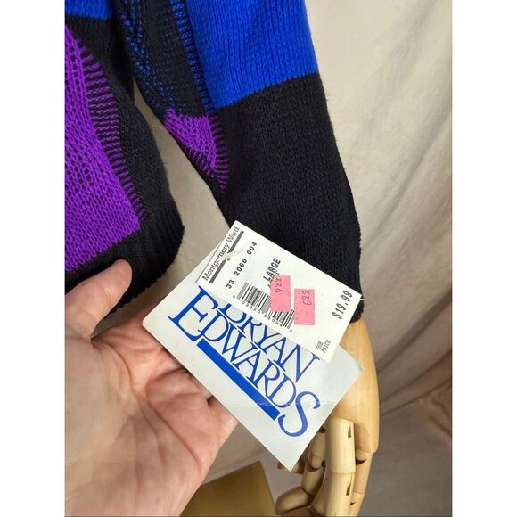 Vintage 1990s Geometric Cardigan NOS Abstract Shapes - Picture 8 of 8